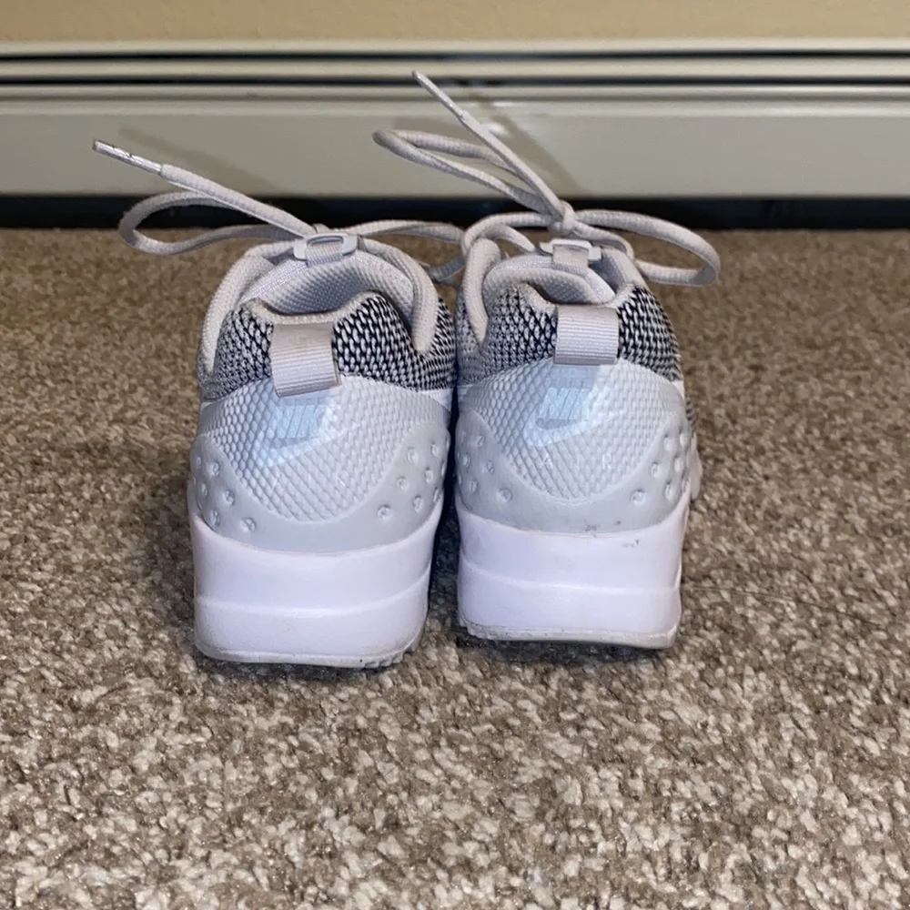 Nike Air Sneakers - Picture 5 of 5